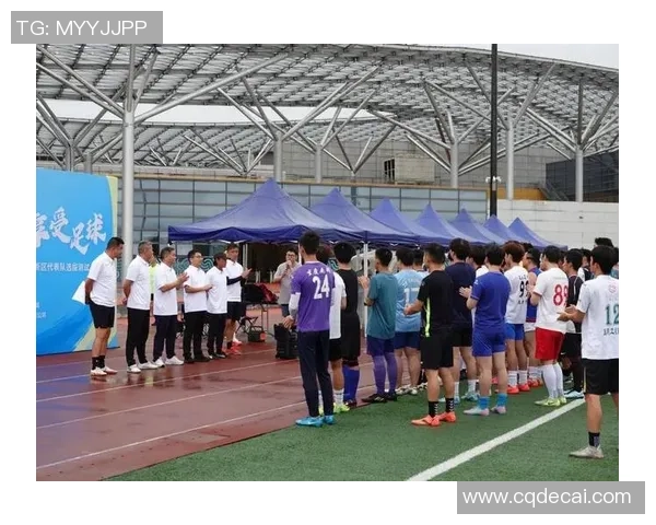 重庆足球队足球意识排行榜荣登第二名引发热议与期待